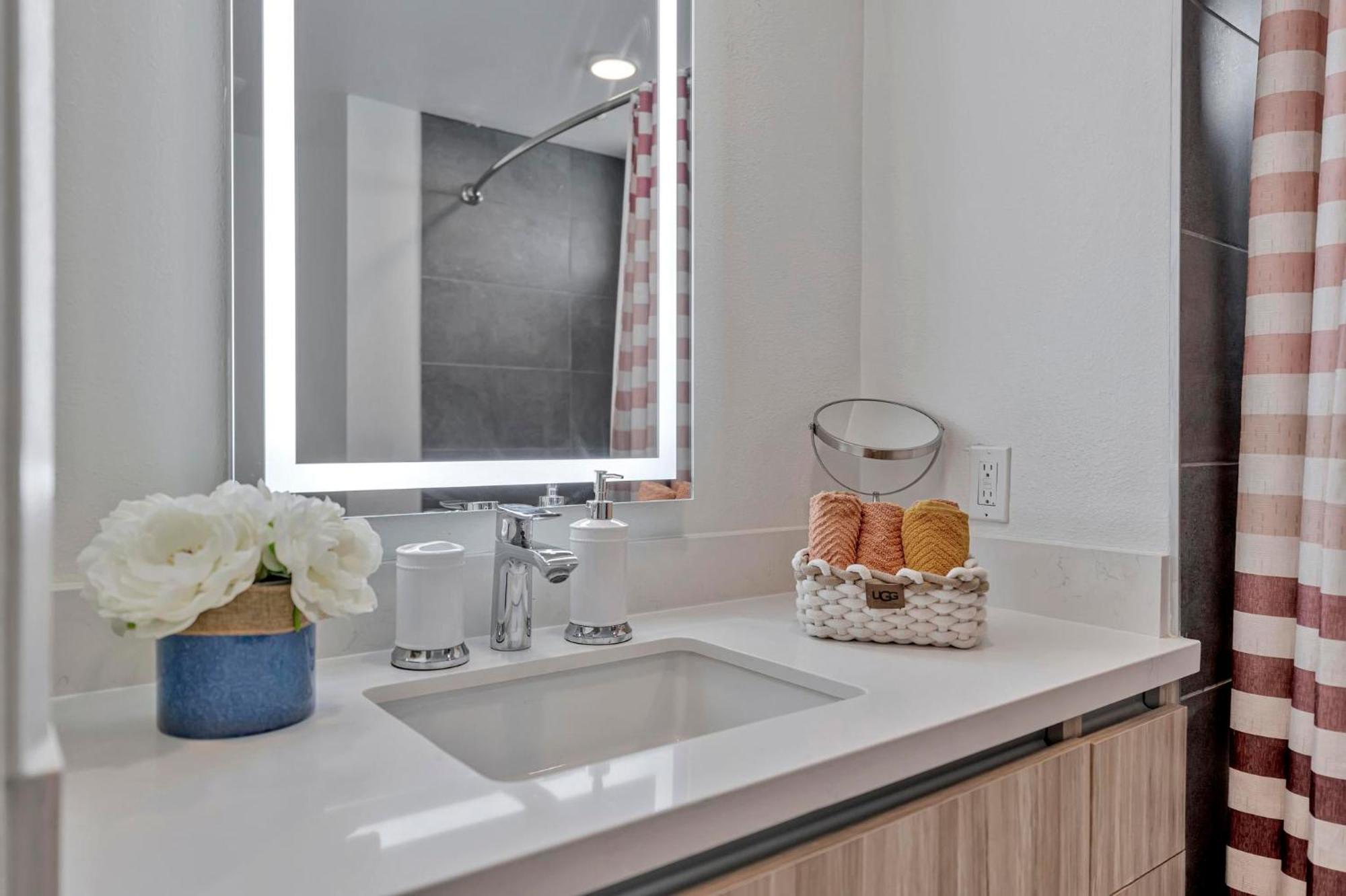7 Large Down Town Santa Monica Apartment Los Angeles Ngoại thất bức ảnh